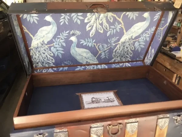 1870's Peacock Trunk - Image 5